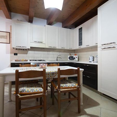 La Casa Di Ambra Comacchio Lägenhet Exteriör bild